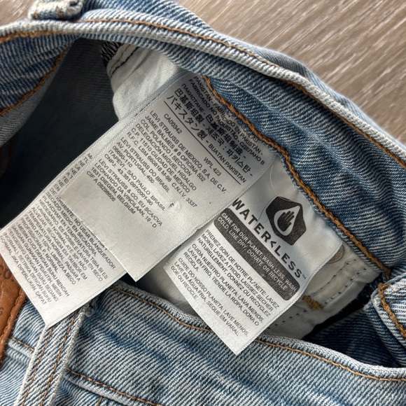 Levi's® Premium - WEDGIE FIT ANKLE WOMEN'S JEANS, size 25 - Picture 7 of 12